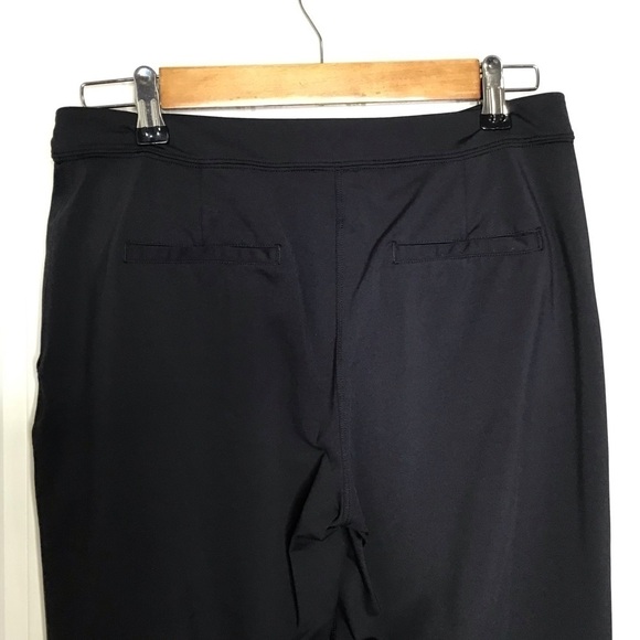 Lululemon Jet Pant in Black. - Picture 7 of 11